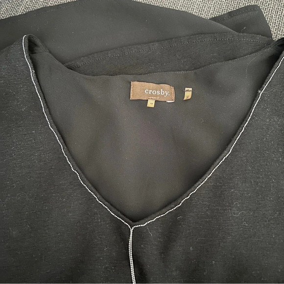 Crosby Sleeveless Black Linen Top Silver Chain Design at Neckline Size M in EUC - Picture 5 of 7